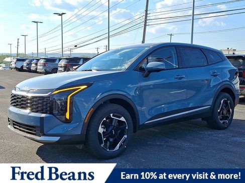 New 2026 Kia Sportage S AWD/4WD image 2