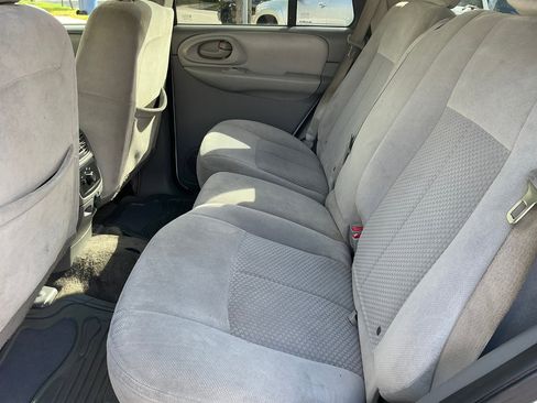 Used 2009 Chevrolet TrailBlazer LT w/ Sun And Sound Package image 13