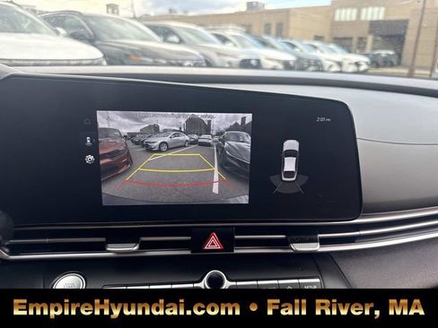 Used 2023 Hyundai Elantra Limited w/ Cargo Package image 23