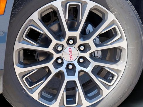 New 2026 GMC Yukon Denali w/ Sun & Power Step Package image 2