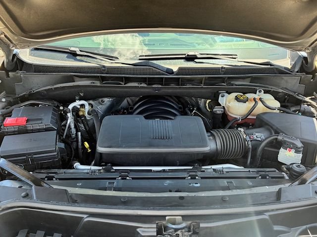 Used 2022 GMC Yukon AT4 w/ AT4 Premium Plus Package AWD/4WD image 6