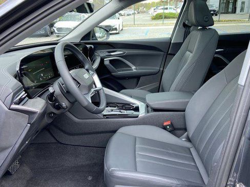 Used 2025 Audi Q5 Premium w/ Convenience Package AWD/4WD image 27