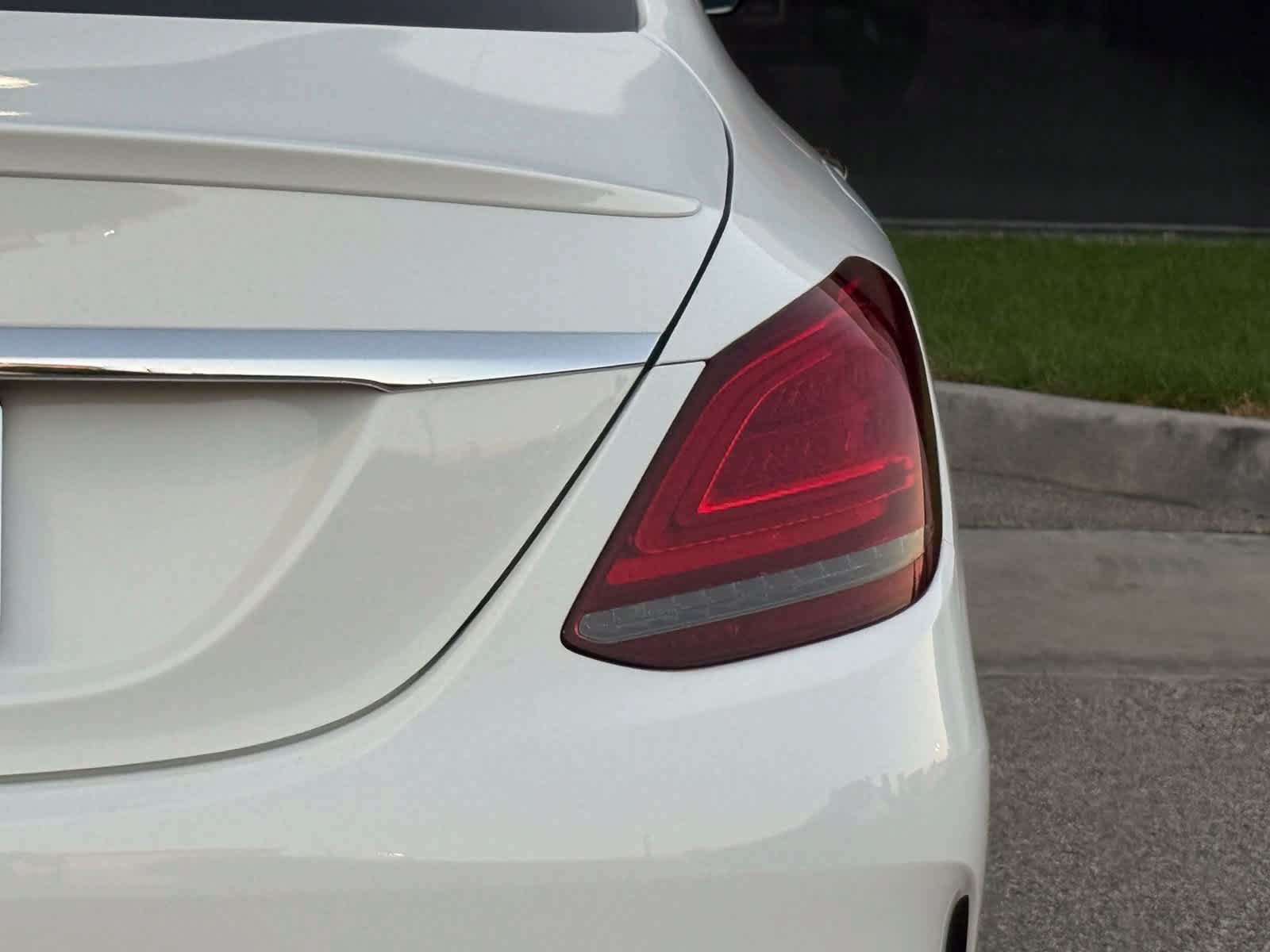 Used 2021 Mercedes-Benz C 300 Sedan image 14