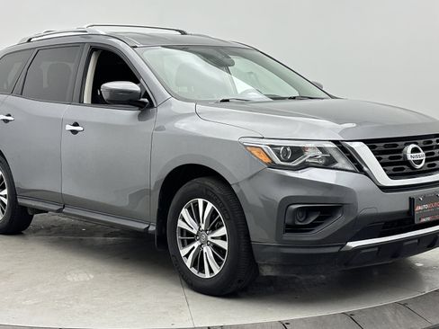 Used 2020 Nissan Pathfinder S AWD/4WD image 3