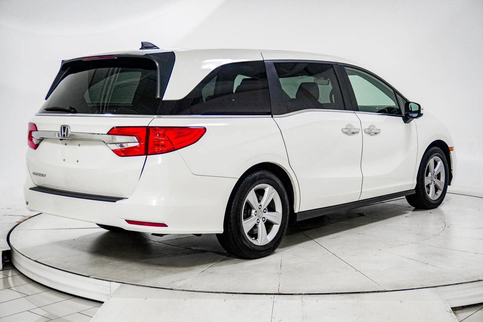 Used 2019 Honda Odyssey EX-L image 12