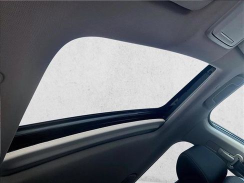 Used 2023 Honda CR-V EX image 17