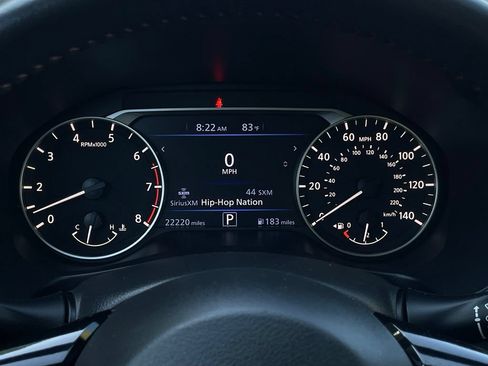 Used 2024 Nissan Altima 2.5 SR FWD image 15