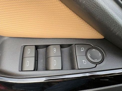 New 2026 Chevrolet Equinox ACTIV FWD image 19