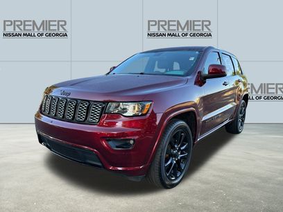 Used 2017 Jeep Grand Cherokee Altitude