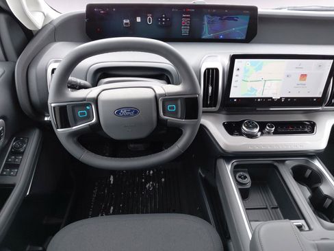 New 2026 Ford Expedition Max Active image 12