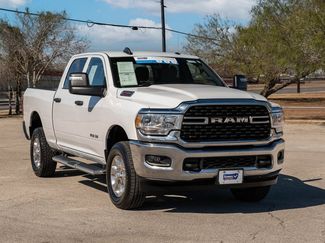 Used 2024 RAM 2500 Big Horn video 1
