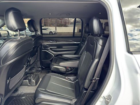 Used 2021 Jeep Grand Cherokee L Limited w/ Luxury Tech Group II image 27