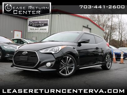 Used 2017 Hyundai Veloster Turbo w/ Tech Package 02