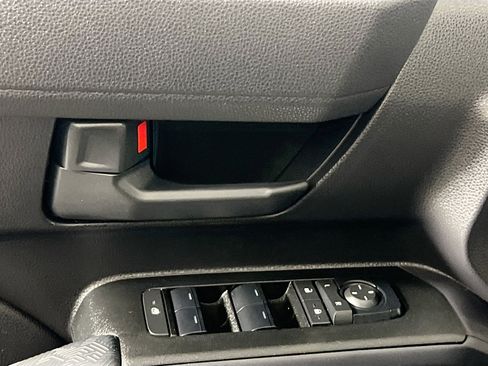 Used 2025 Toyota 4Runner SR5 image 16