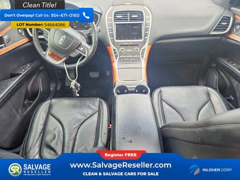 Used 2019 Lincoln Nautilus Reserve FWD image 11