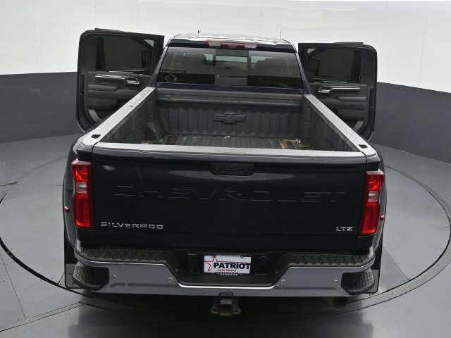 Used 2024 Chevrolet Silverado 3500 LTZ w/ LTZ Plus Package AWD/4WD image 52