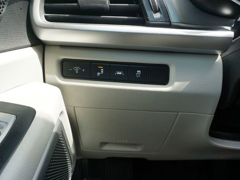 Used 2021 Kia Telluride S FWD image 4