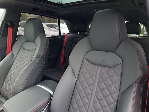 New 2026 Audi Q8 Prestige image 16