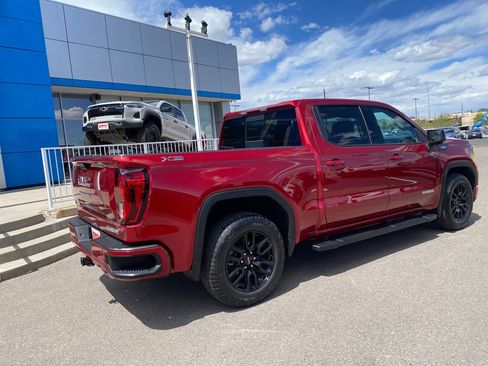 Used 2024 GMC Sierra 1500 Elevation w/ Elevation Premium Package AWD/4WD image 5