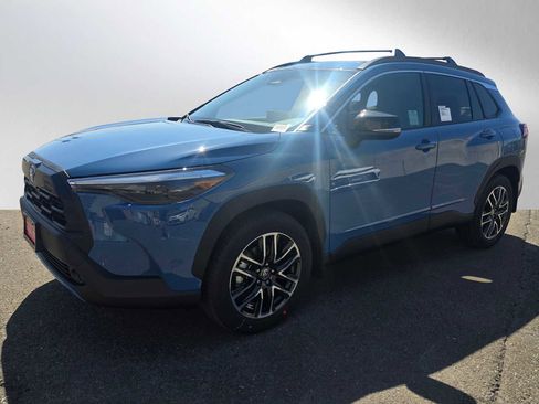 New 2026 Toyota Corolla Cross XLE AWD/4WD image 7