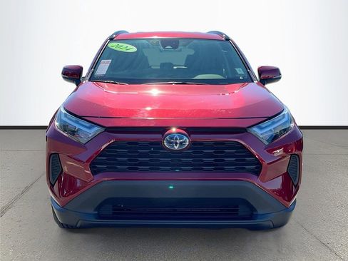 Used 2024 Toyota RAV4 XLE image 2