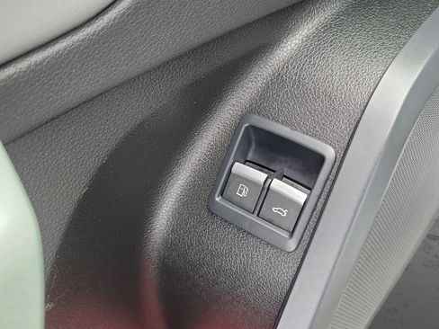 Used 2023 Audi Q5 e Premium image 20