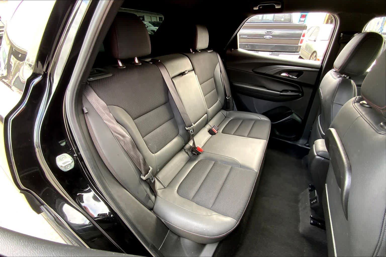 Used 2021 Chevrolet TrailBlazer RS w/ Convenience Package FWD image 19