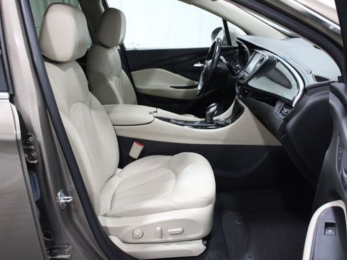 Used 2017 Buick Envision Essence image 25