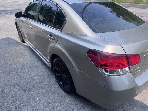 Used 2014 Subaru Legacy 2.5i Premium AWD/4WD image 5