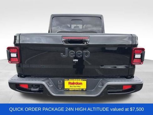 Used 2023 Jeep Gladiator Overland image 6