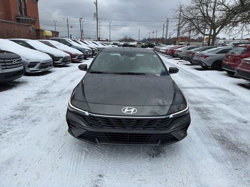 New 2026 Hyundai Elantra Sport image 2