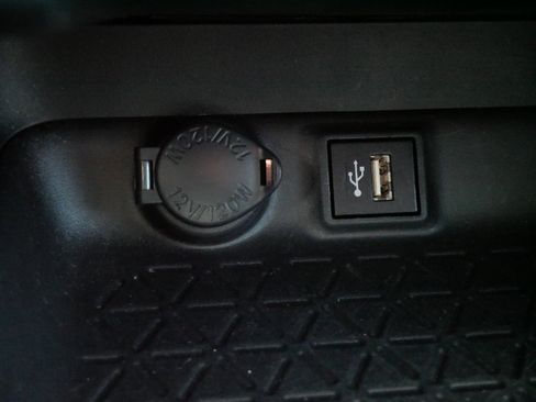 Certified 2024 Toyota RAV4 LE image 28