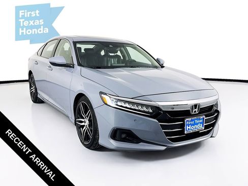 Used 2022 Honda Accord Touring image 1