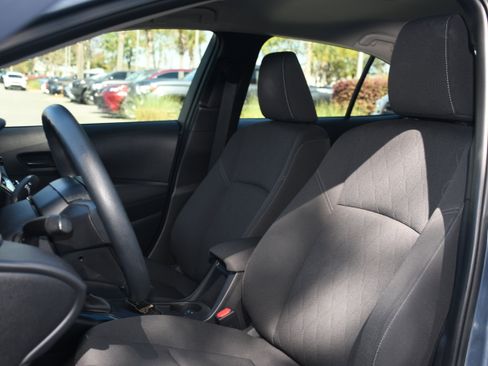 Used 2024 Toyota Corolla LE w/ LE Convenience Package image 11