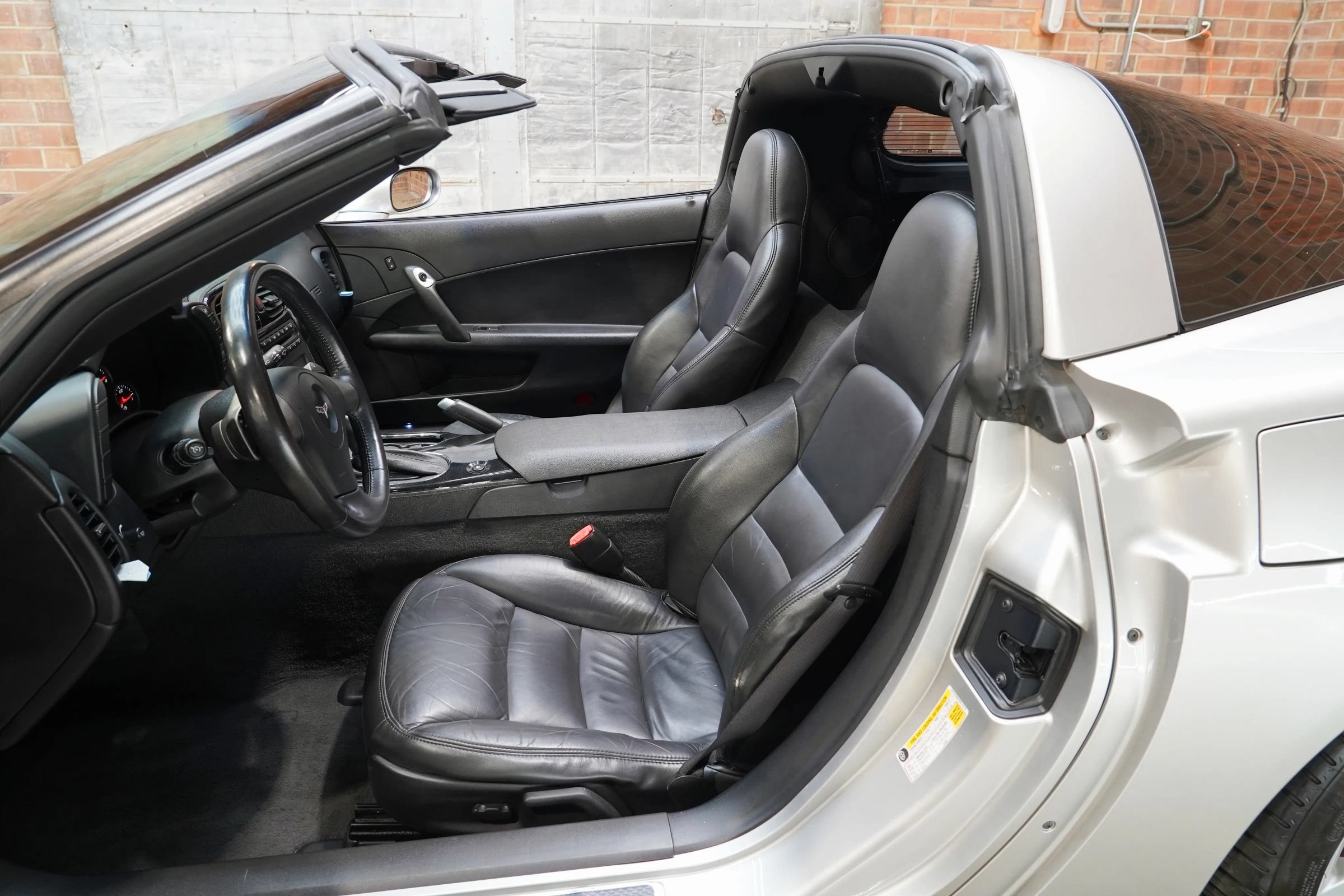 Used 2008 Chevrolet Corvette Coupe RWD image 40
