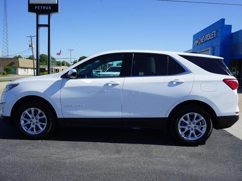 Used 2020 Chevrolet Equinox LT AWD/4WD image 2