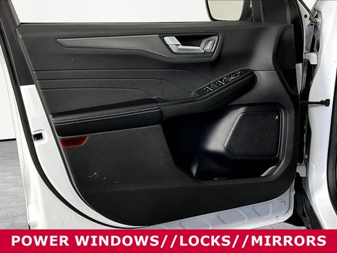 Used 2023 Ford Escape SE FWD image 20