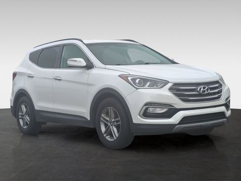 Used 2017 Hyundai Santa Fe Sport FWD image 3