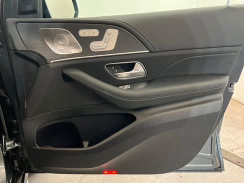 New 2026 Mercedes-Benz GLS 63 AMG 4MATIC image 24