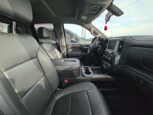 Used 2019 Chevrolet Silverado 1500 RST image 11