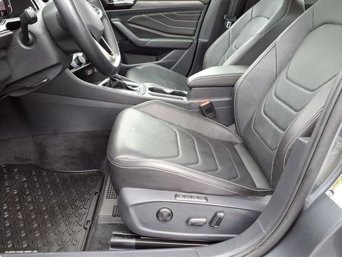 Used 2024 Volkswagen Jetta SEL image 37