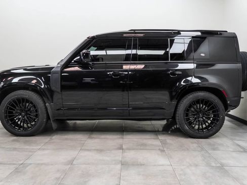 Used 2022 Land Rover Defender 110 X-Dynamic HSE AWD/4WD image 8