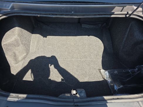 Used 2021 Dodge Challenger R/T image 17