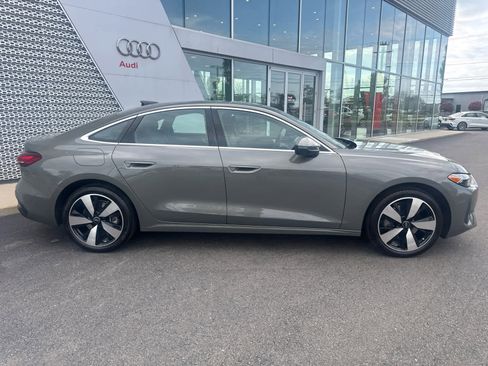 Used 2025 Audi A5 2.0T Premium Plus w/ Premium Plus AWD/4WD image 26