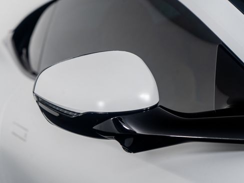 Used 2025 Aston Martin DB12 Coupe image 29