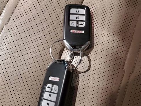 Used 2019 Honda CR-V Touring image 30