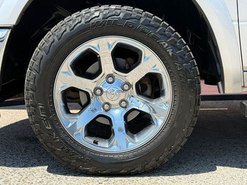 Used 2016 RAM 1500 Laramie w/ Convenience Group AWD/4WD image 28