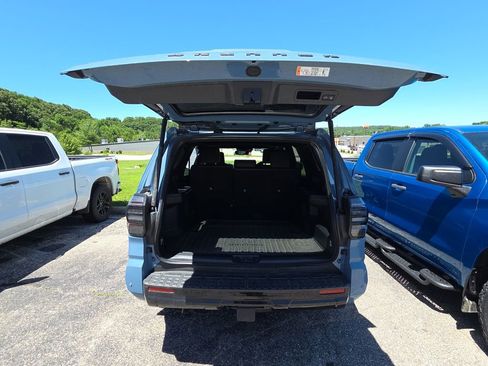 Used 2025 Toyota 4Runner TRD Sport Premium w/ Tow Technology Package AWD/4WD image 14