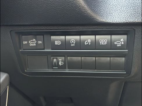 Used 2023 Toyota Tundra SR5 w/ SR5 Convenience Package image 20