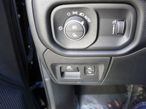 Certified 2022 RAM 1500 Big Horn image 22